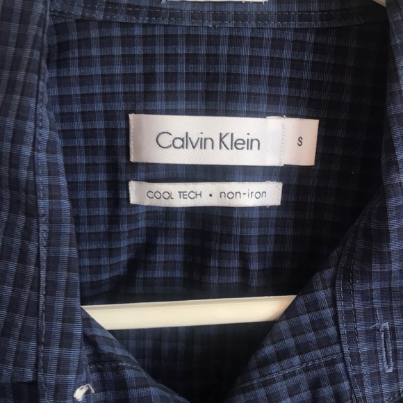 Calvin Klein button down - Picture 2 of 4